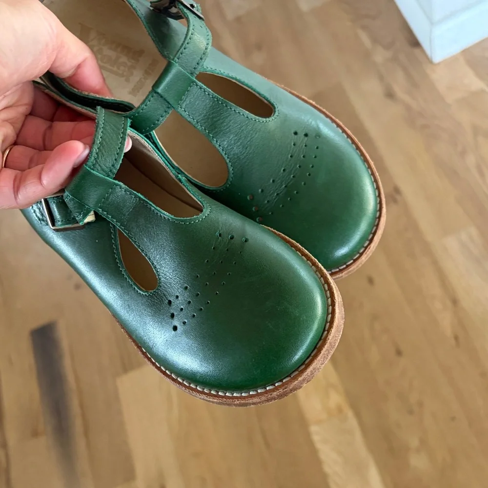 Girls Young SolesGreen Leather T-Strap Shoes